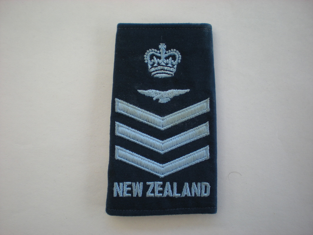 Ranks - NZ, AUS, UK Military Aircrew Wings, Brevets & Flying Badges NZ ...